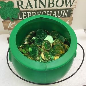 St Patricks Day Pot of Gold Colored Coins and Shamrock Wall Hanging
